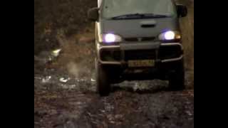 DELICA_vs_PRADO