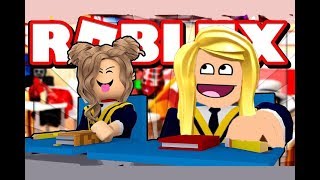اول يوم مدرسة و جولة في مدرستي الجديدة في لعبة roblox
