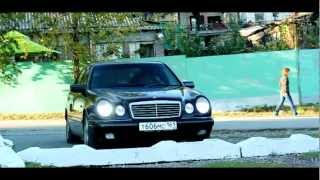 Mercedes-Benz E240 (by Alex-M)