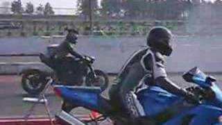GSX 1100 R vs ZX 12 R