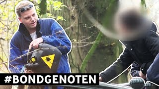 GIF DUMPEN IN SLOOT, MAN FLIPT! | BONDGENOTEN