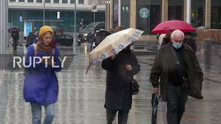 Russia: Muscovites return to work after partial lockdown